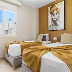 Vivi Homes - Casa Fina - Terrace - Jacuzzi - Διαμέρισμα Εστεπόνα