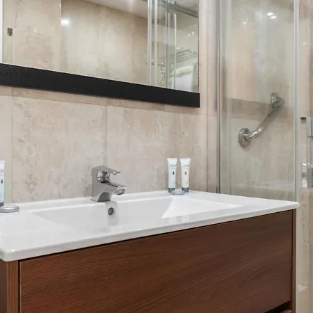 Vivi Homes - Casa Fina - Terrace - Jacuzzi - 아파트 *